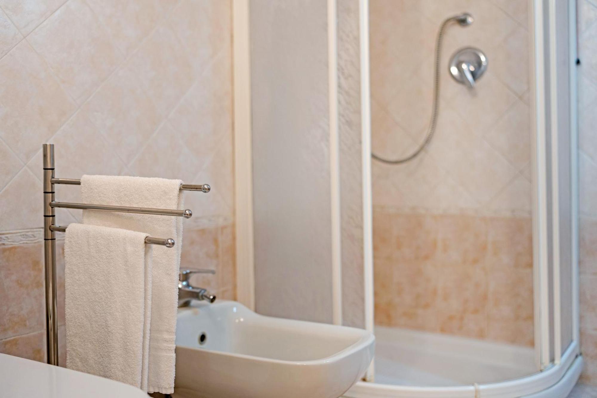 Casa Max 2 Apartment Levanto Ngoại thất bức ảnh
